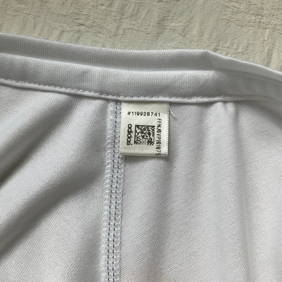 Adidas Climalite Short Sleeve Minimal Logo White V-Neck T-Shirt adidas Tee XL - Picture 9 of 14